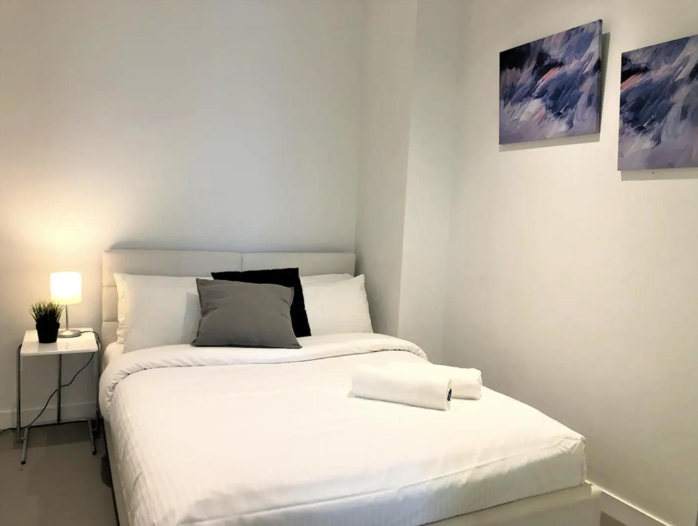 Readyset Apartments At Madison Melbourne City Exterior foto