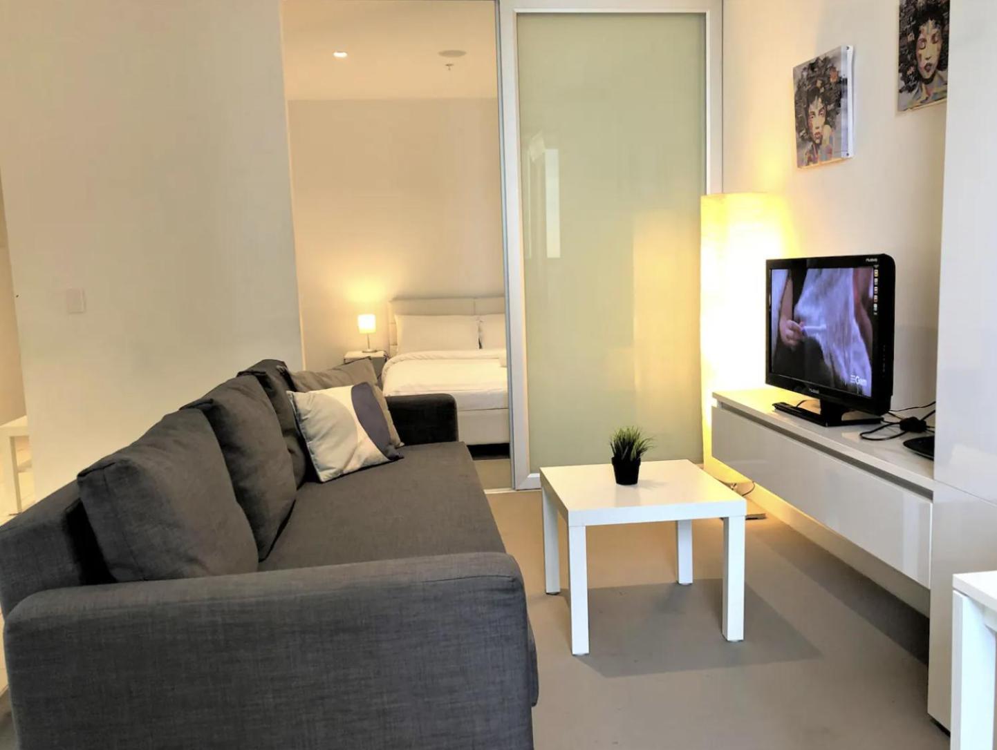 Readyset Apartments At Madison Melbourne City Exterior foto