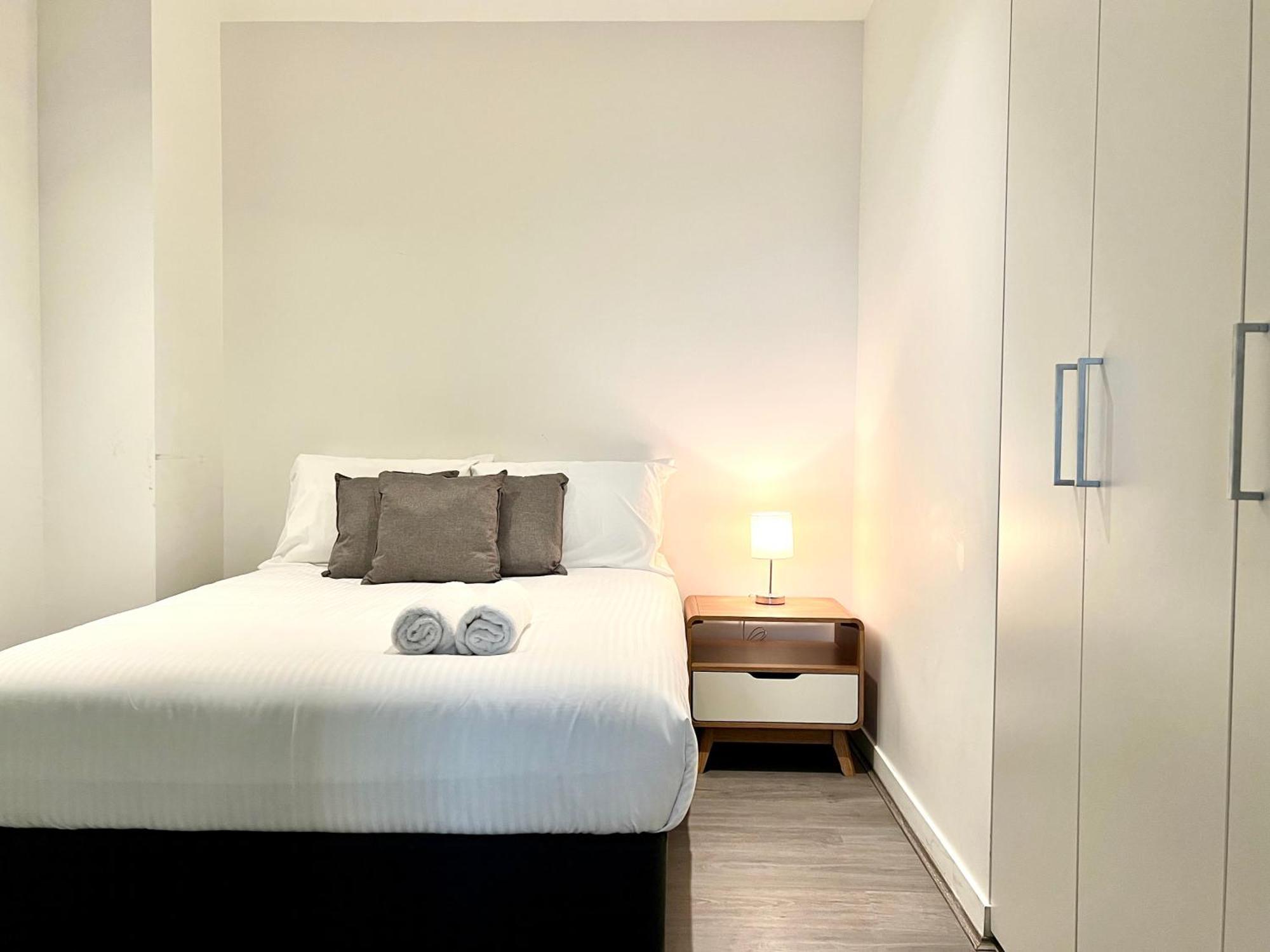 Readyset Apartments At Madison Melbourne City Exterior foto