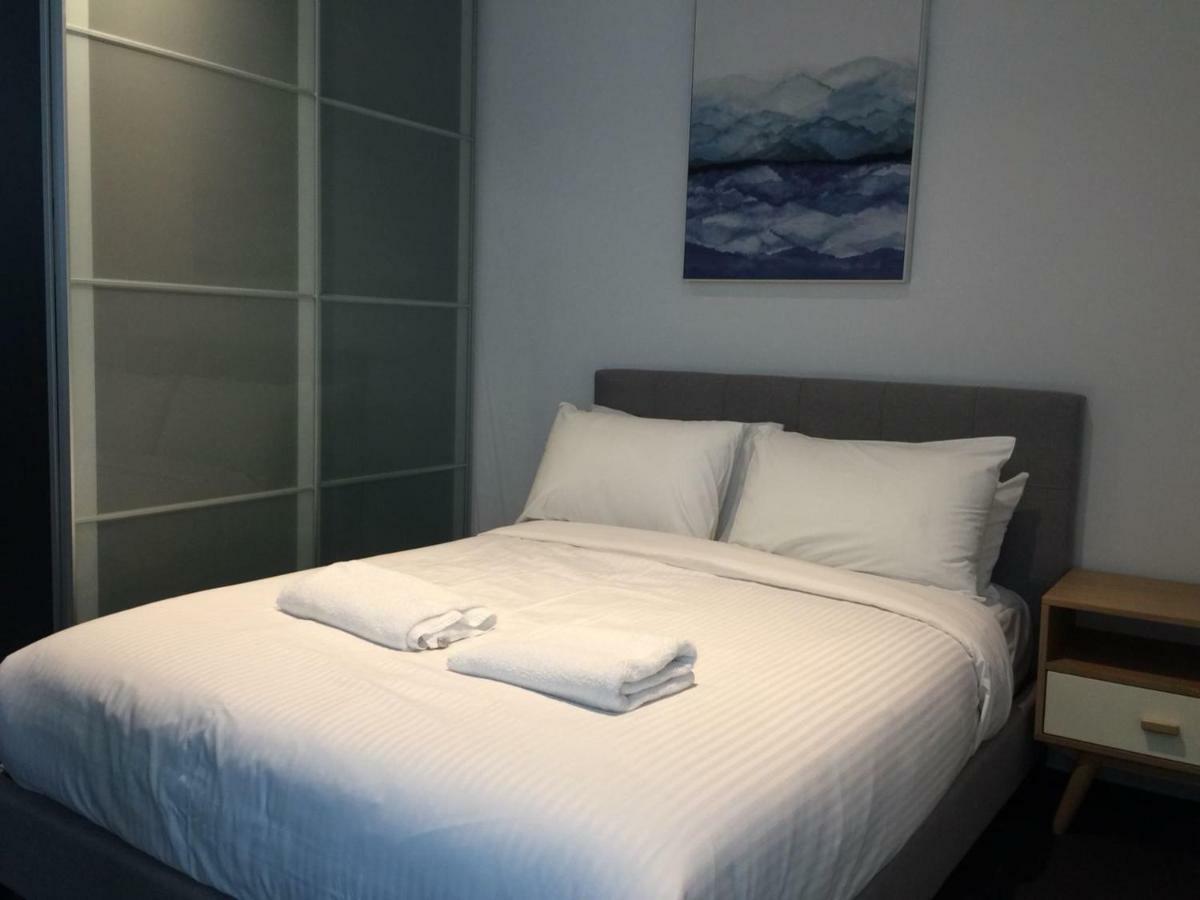 Readyset Apartments At Madison Melbourne City Exterior foto